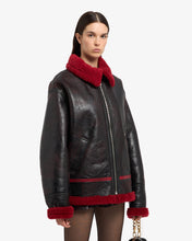 Carica l'immagine nel visualizzatore di Gallery, Shearling Jacket