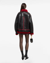 Carica l'immagine nel visualizzatore di Gallery, Shearling Jacket