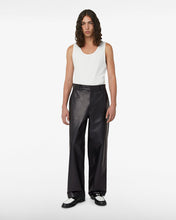 Carica l'immagine nel visualizzatore di Gallery, Work Oversized Leather Pants