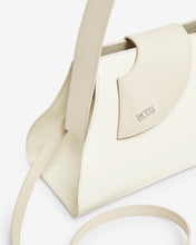 Carica l'immagine nel visualizzatore di Gallery, Comma Medium Handbag : Women Bags Off White | GCDS Spring/Summer 2023