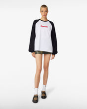 Load image into Gallery viewer, Hottie Long sleeves T-shirt | Unisex T-shirts Off White | GCDS®
