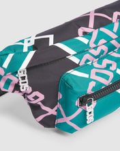 Carica l&#39;immagine nel visualizzatore di Gallery, Gcds tartan belt bag: Men Bags Multicolor | GCDS
