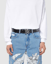 Load image into Gallery viewer, Andy logo belt: Men Belts Black | GCDS
