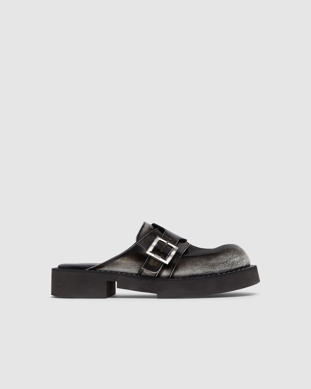 GCDS x Clarks brushed leather mules: Unisex Mules White/Black | GCDS