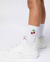 Carica l&#39;immagine nel visualizzatore di Gallery, Cherry Socks: Girl Accessories White | GCDS
