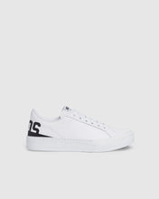 Load image into Gallery viewer, Leather logo sneakers: Men Shoes Black | GCDS

