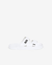 Carica l&#39;immagine nel visualizzatore di Gallery, Rubber Gcds Slides : Unisex Shoes White | GCDS
