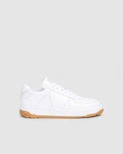 Load image into Gallery viewer, Leather Nami sneakers: Men Shoes White | GCDS
