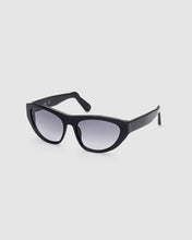 Load image into Gallery viewer, Lola cat-eye sunglasses
