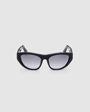 Load image into Gallery viewer, Lola cat-eye sunglasses
