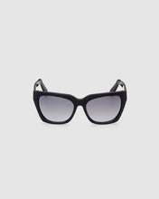 Load image into Gallery viewer, Dani cat-eye sunglasses: Unisex Sunglasses Black | GCDS
