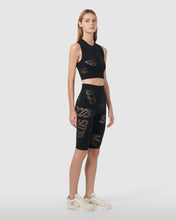 Carica l&#39;immagine nel visualizzatore di Gallery, Recycled grid Mary cyclist: Women Trousers Black | GCDS
