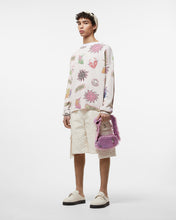 Load image into Gallery viewer, Surfing Wirdo Sweater : Men Knitwear Off White | GCDS Spring/Summer 2023
