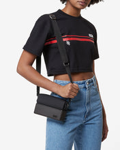 Carica l&#39;immagine nel visualizzatore di Gallery, Matilda Nylon Messenger Bag : Unisex Bags Black | GCDS Spring/Summer 2023
