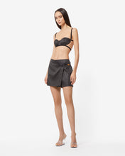 Carica l&#39;immagine nel visualizzatore di Gallery, Logo Clip Pinstrip Skirt : Women Skirts Black | GCDS Spring/Summer 2023
